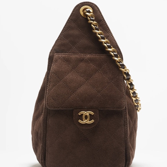 CHANEL Brown Quilted Suede Shoulder Bag with Gold Chain - Picture 2 of 7